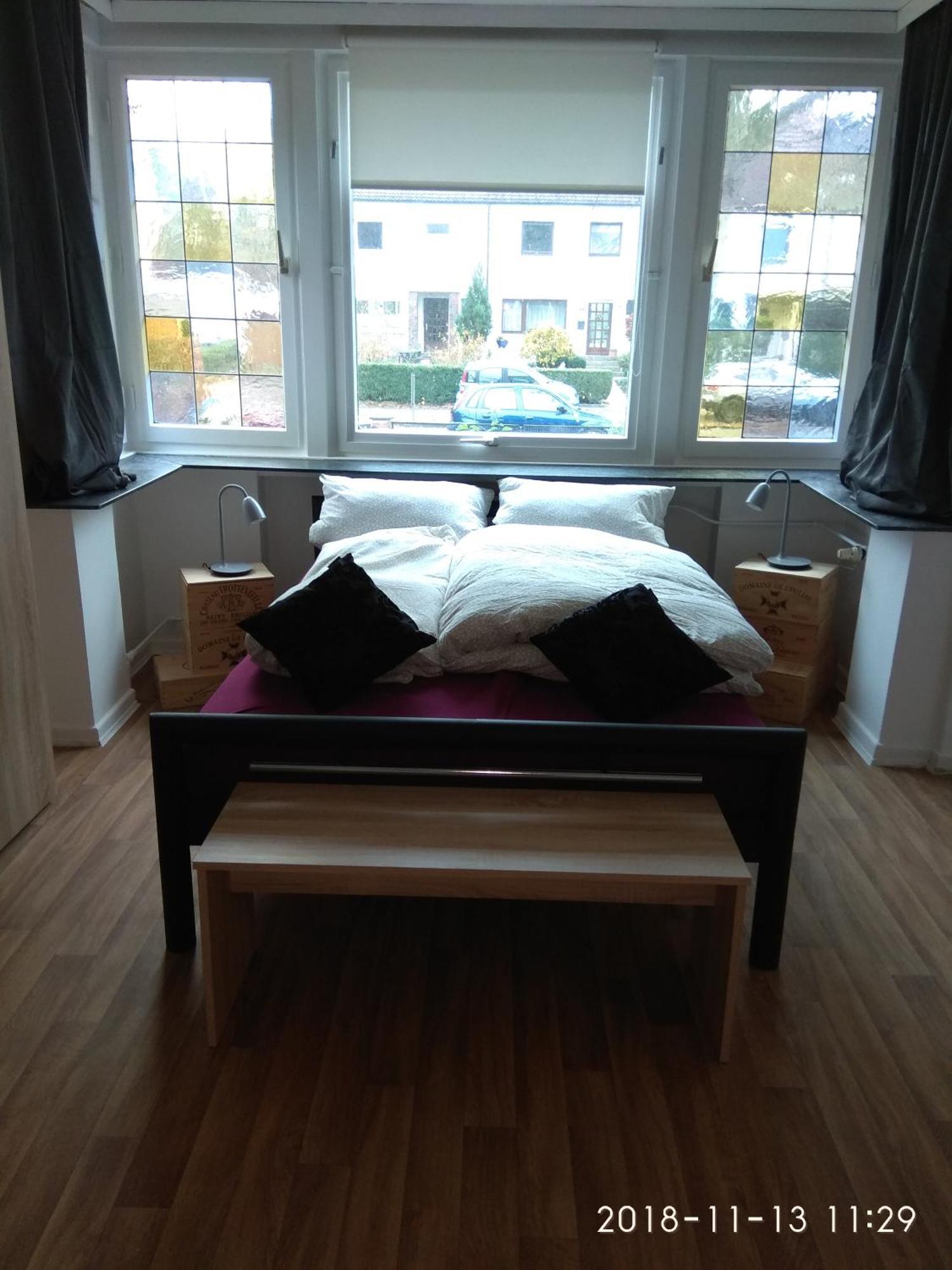 The Old Doctors Office Hostel Hamburg Room photo